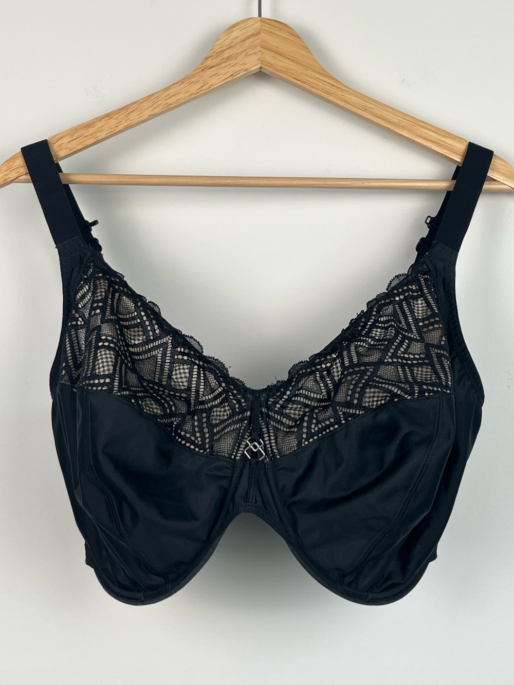 Elomi Lydia EL4390 black Underwire Bandless j-hook bra, 34N.